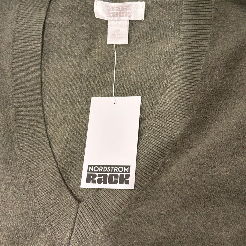 Nordstrom V-Neck Women's Sweater in Gray